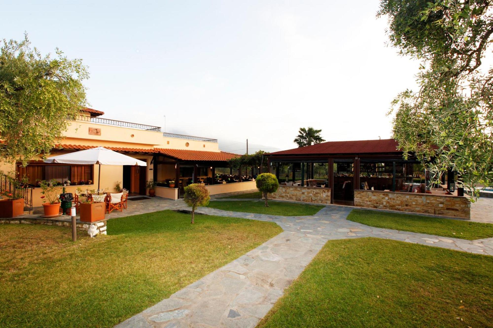 Ariadni Hotel Bungalows Скала-Потамьяс Екстер'єр фото